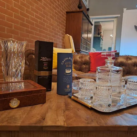 Della Quiete Apartment *